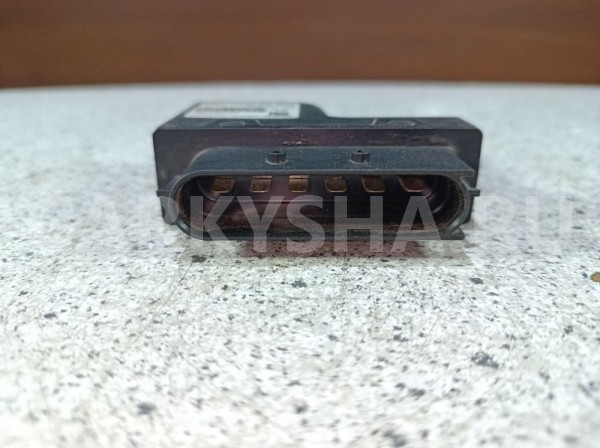 Блок управления топливным насосом Audi Q7 4M (2015—2020) Audi Q7 оригинальный номер 4m0906093e