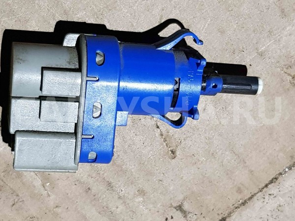 Датчик включения стопсигнала Ford Focus III (2011—2015) Ford Focus оригинальный номер 8t4t96854aa