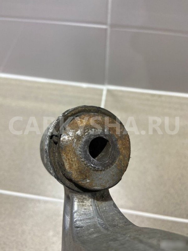 Рычаг задний правый верхний Lexus GS300 1998г Lexus GS 