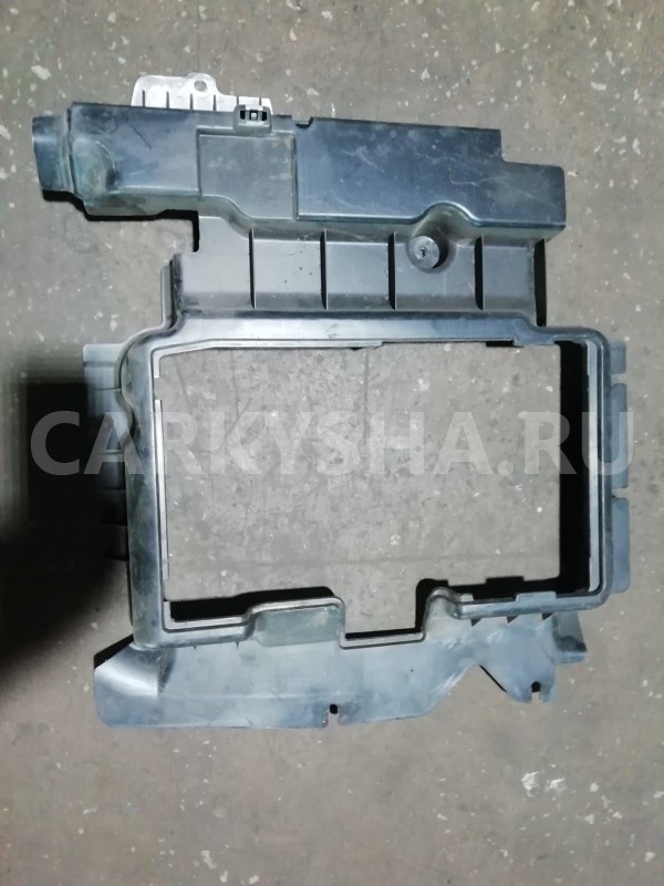 Крепление АКБ (корпус/подставка) Mercedes-Benz M-класс W164 (2005—2008) Mercedes-Benz M-klasse оригинальный номер a1646802018