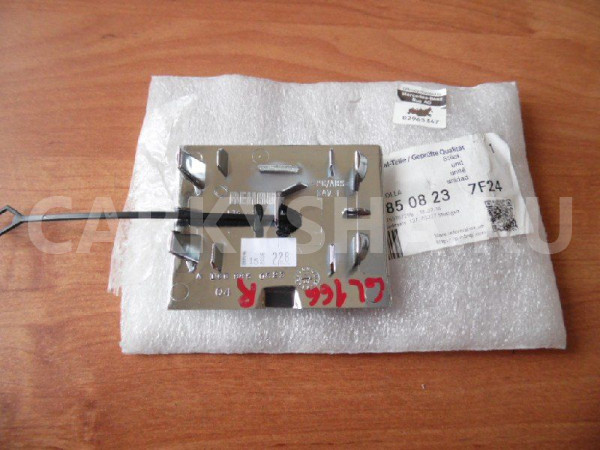 Заглушка буксировочного крюка Mercedes-Benz GL-класс X166 (2012—2016) Mercedes-Benz G-klasse оригинальный номер A16688508237F24