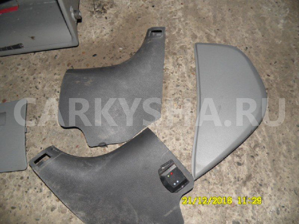 Обшивка стойки Hyundai Solaris I (2010—2014) Hyundai Solaris 