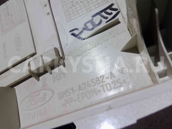 Обшивка стойки Ford Focus III (2011—2015) Ford Focus оригинальный номер bm51a24582agw