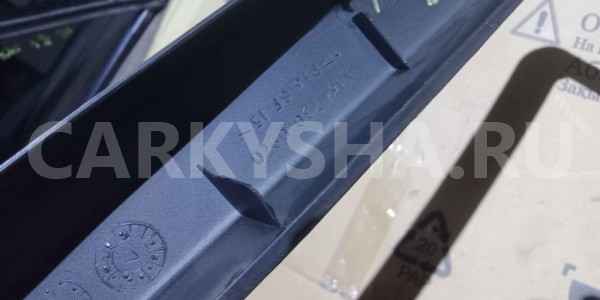 Накладка на дверь Mercedes-Benz M-класс W164 рестайлинг (2008—2011) Mercedes-Benz M-klasse оригинальный номер a1647300970