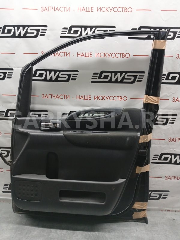 Дверь передняя правая Nissan Serena 