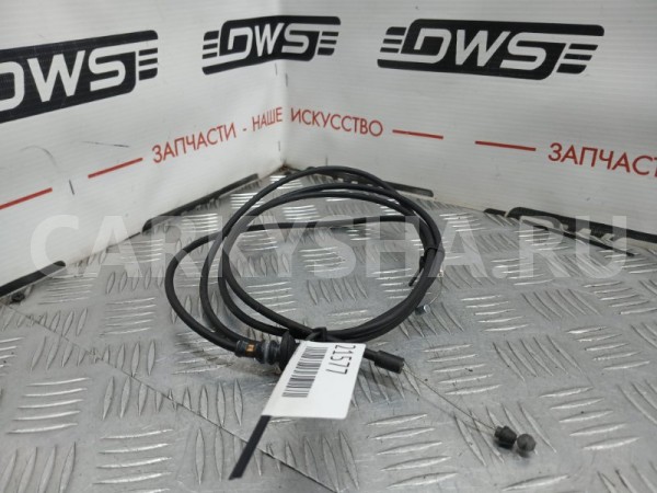 трос капота Toyota Avensis 