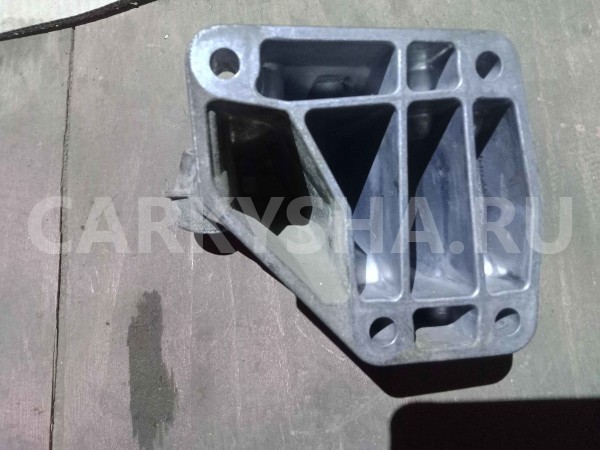 Кронштейн двигателя Mercedes-Benz M-класс W166 (2011—2015) Mercedes-Benz M-klasse оригинальный номер a6422236304