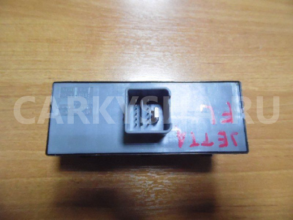 Блок управления стеклоподъемниками Volkswagen Jetta V (2005—2011) Volkswagen Jetta оригинальный номер 1K4959857B