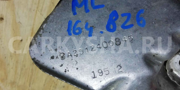 Кронштейн двигателя Mercedes-Benz M-класс W164 (2005—2008) Mercedes-Benz M-klasse оригинальный номер a2512400845