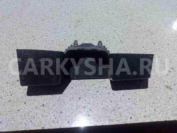 Кронштейн радиатора Renault Duster I рестайлинг (2015—2021) Renault 15 оригинальный номер 214768980r