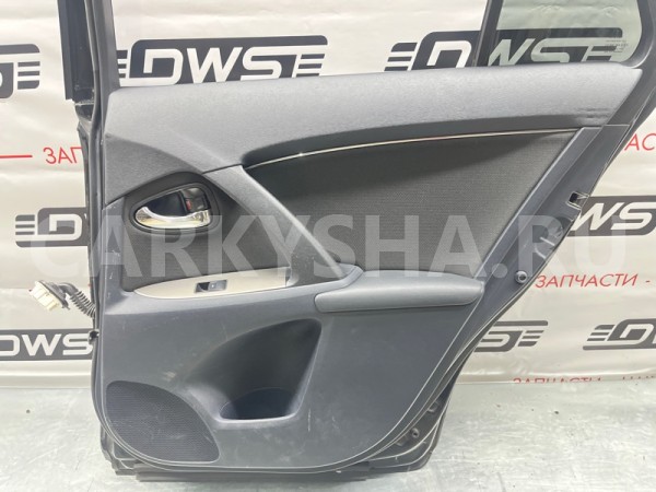 Дверь задняя правая Toyota Avensis 