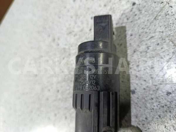 Насос омывателя Skoda Octavia II рестайлинг (2008—2013) Skoda Octavia оригинальный номер 1k5955651