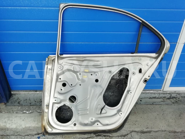 Дверь задняя правая Skoda Rapid Skoda Rapid оригинальный номер 5JA833052B