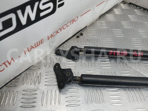 Амортизатор багажника Honda Airwave 