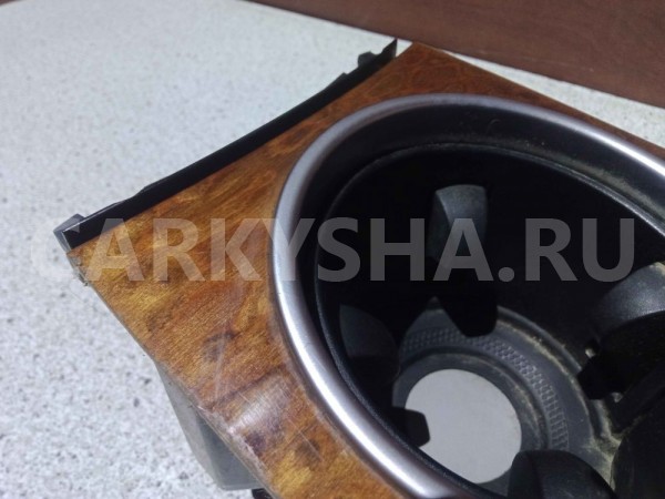 Подстаканник Mercedes-Benz M-класс W164 рестайлинг (2008—2011) Mercedes-Benz M-klasse оригинальный номер a1646800314