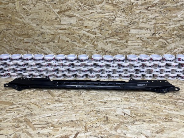 Распорка кузова передняя Toyota Camry VIII (XV70) оригинальный номер 53607-33010