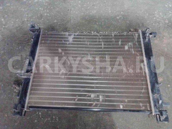 Радиатор основной Renault Duster I рестайлинг (2015—2021) Renault 15 оригинальный номер 214106179R