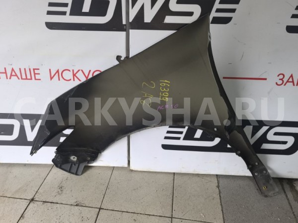 Крыло Toyota Estima 