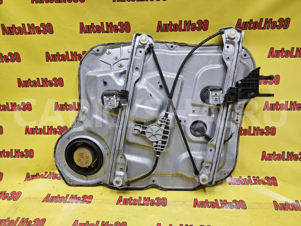 Стеклоподъемник электр. передний левый Hyundai Santa Fe оригинальный номер 824712B000