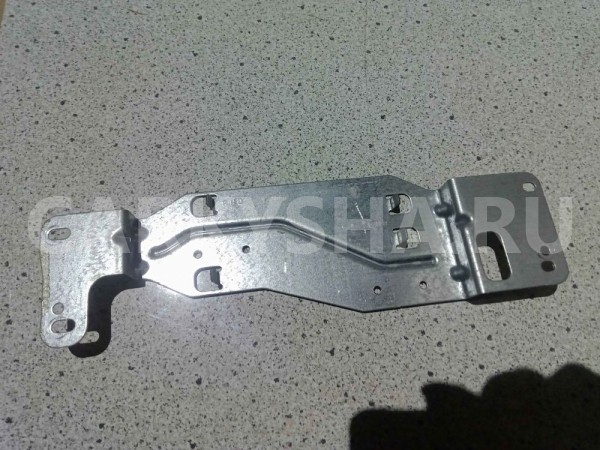 Кронштейн Mercedes-Benz M-класс W164 рестайлинг (2008—2011) Mercedes-Benz M-klasse оригинальный номер a2516890114