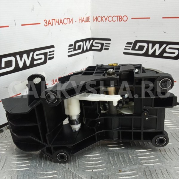 Селектор АКПП Toyota Avensis 