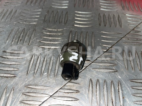 Датчик давления масла ДВС Toyota Progres 