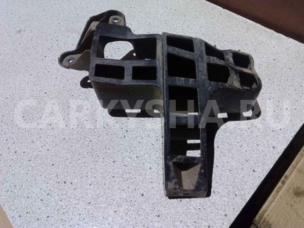 Крепеж бампера Renault Sandero I (2009—2014) Renault 14 оригинальный номер 8200735455