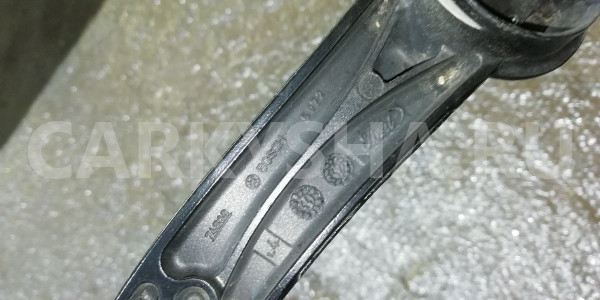 Поводок стеклоочистителя Ford Focus III (2011—2015) Ford Focus оригинальный номер BM5117526BB