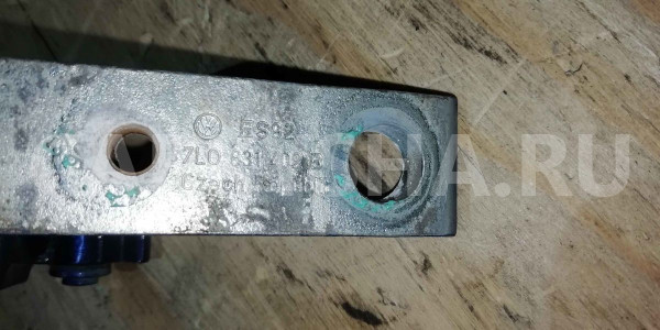Петля двери Porsche Cayenne I рестайлинг (2007—2010) Porsche Cayenne оригинальный номер 7l0831402b