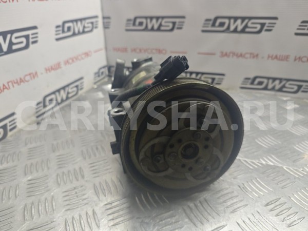 Компрессор кондиционера Nissan Serena 