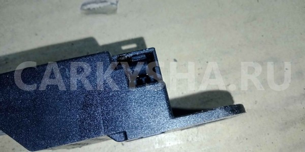 Антенна Mercedes-Benz M-класс W166 (2011—2015) Mercedes-Benz M-klasse оригинальный номер a1668200075