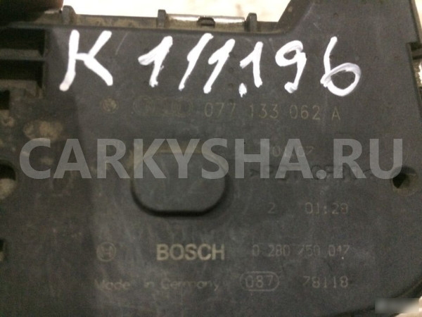 Дроссельная заслонка audi Q7 4L 4.2 BAR ауди ку7 Audi 200 оригинальный номер 077133062A