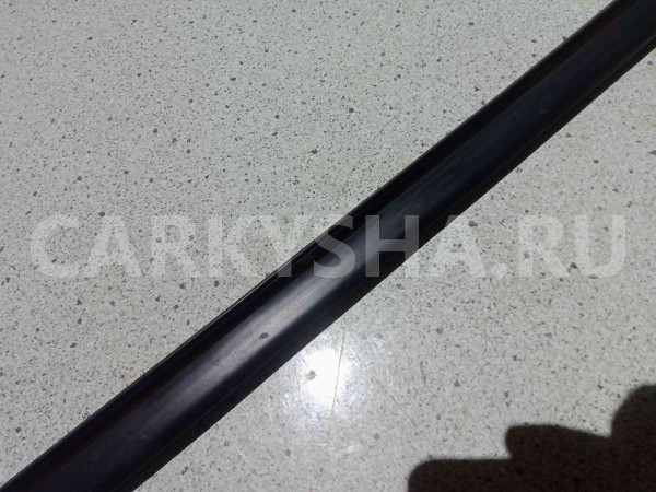 Накладка стекла Renault Duster I рестайлинг (2015—2021) Renault 15 оригинальный номер 808204085R