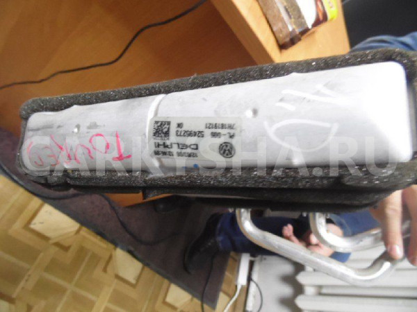 Радиатор отопителя Volkswagen Touareg I рестайлинг (2006—2010) Volkswagen Touareg 