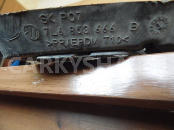 Решетка в бампер Volkswagen Touareg I (2002—2006) Volkswagen Touareg оригинальный номер 7L6853666B