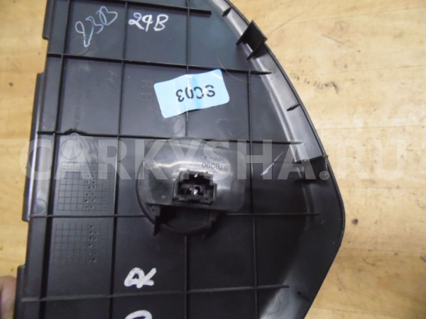 Накладка торпедо Hyundai i20 I (2008—2012) Hyundai i20 оригинальный номер 847261j300