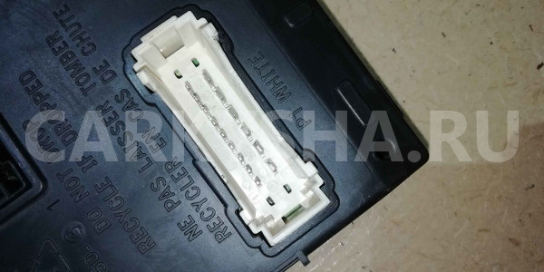 Блок комфорта Renault Duster I (2010—2015) Renault 15 оригинальный номер 8201279201