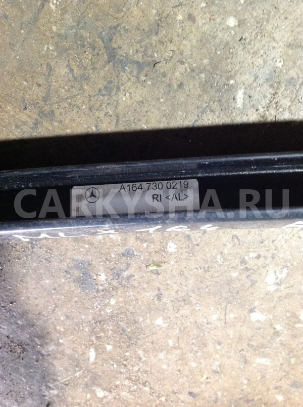 Направляющая стекла двери Mercedes-Benz M-класс W164 рестайлинг (2008—2011) Mercedes-Benz M-klasse оригинальный номер А1647300219