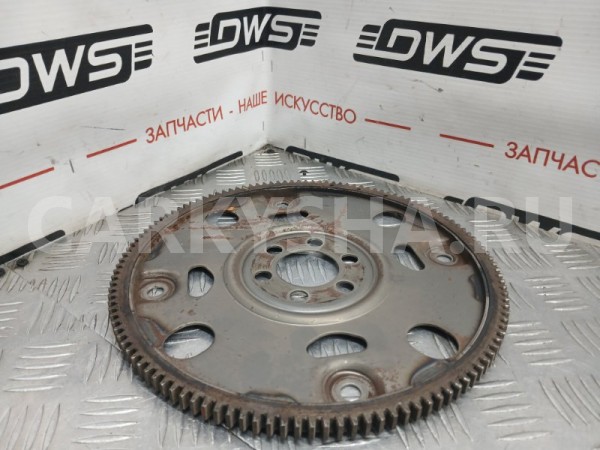 Маховик Nissan Tiida 