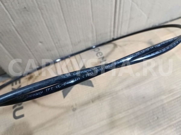 Трубка топливная Skoda Octavia II рестайлинг (2008—2013) Skoda Octavia оригинальный номер 1k0200059bl