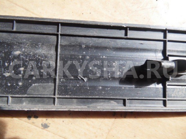 Накладка порога (внутренняя) Mazda CX-7 I (2006—2009) Mazda 2 оригинальный номер EG21687G0