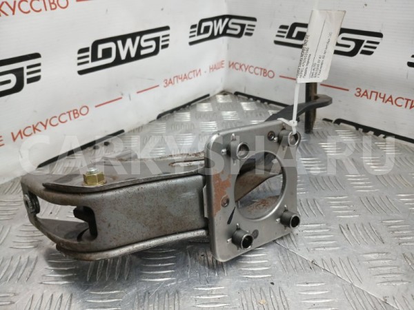 Педаль тормоза Toyota Sienta 