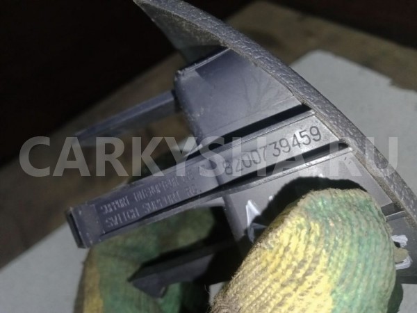 Накладка блока управления стеклоподъемниками Nissan Almera G15 (2012—2018) Nissan Almera оригинальный номер 8200739459