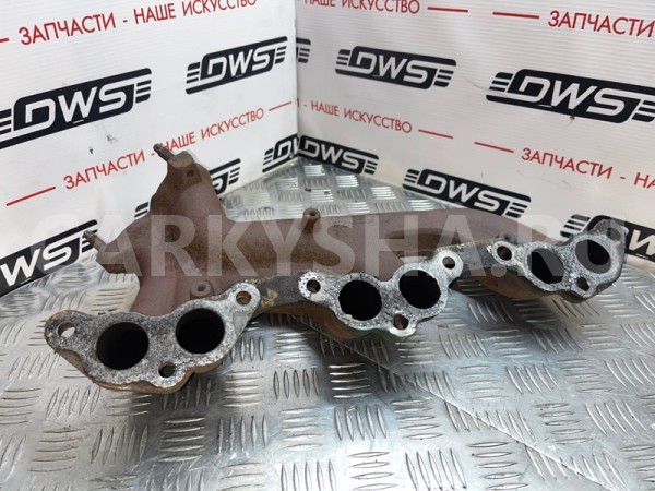 Выпускной коллектор Toyota Mark II 