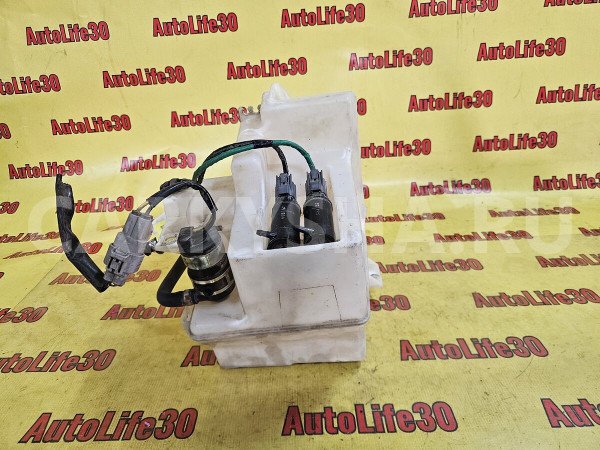 Бачок омывателя лобового стекла Subaru Forester оригинальный номер 86610SA071