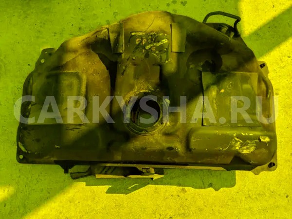 Бензобак Nissan Primera 