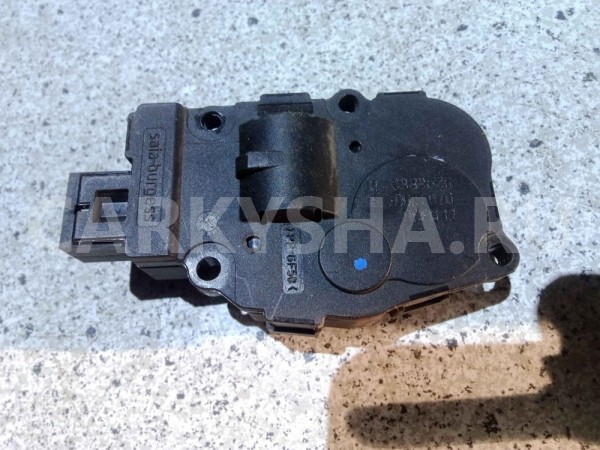 Моторчик заслонки отопителя Mercedes-Benz GL-класс X164 (2006—2009) Mercedes-Benz G-klasse оригинальный номер A1648202042