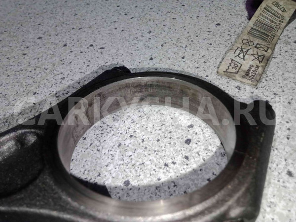 Поршень с шатуном Land Rover Discovery III (2004—2009) Land Rover Discovery оригинальный номер 1316180