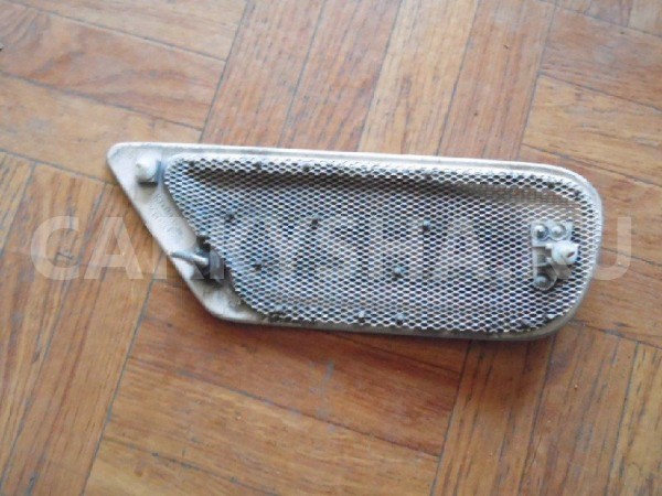 Решетка вентиляционная Toyota Land Cruiser 100 (1998—2002) Toyota Land Cruiser оригинальный номер 6290660050