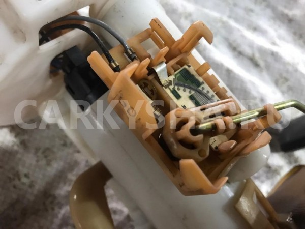 Насос топливный Kia Rio II рестайлинг (2009—2011) Kia Rio оригинальный номер 311101G000